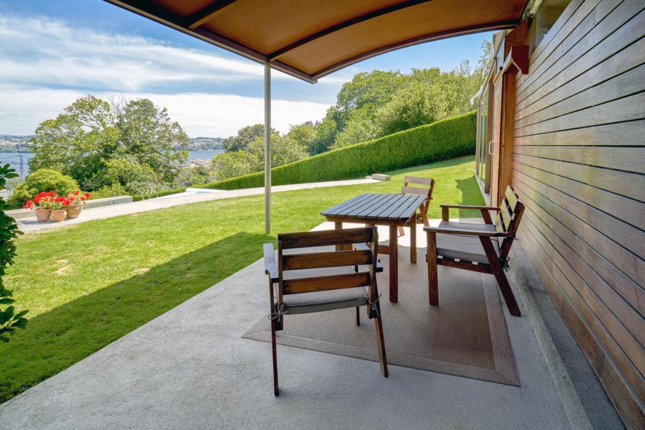 Apartamento Con Piscina Y Excelentes Vistas Ferrol Luaran gambar