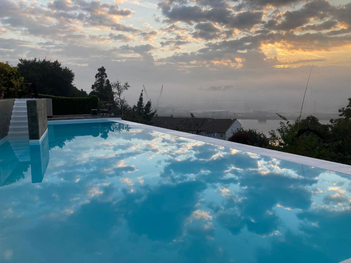 Apartamento Con Piscina Y Excelentes Vistas Ferrol Luaran gambar